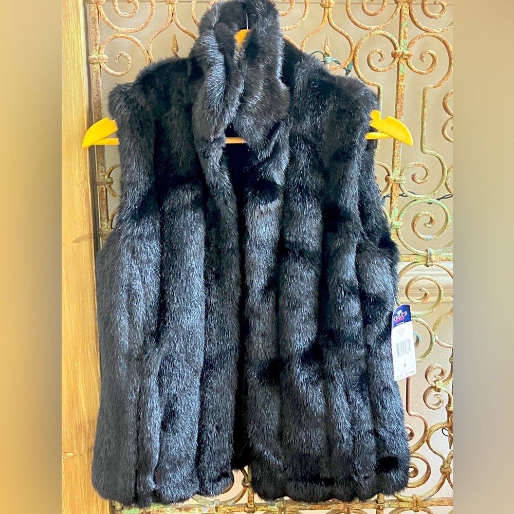 NWT CHAPS Faux Fur Black Vest